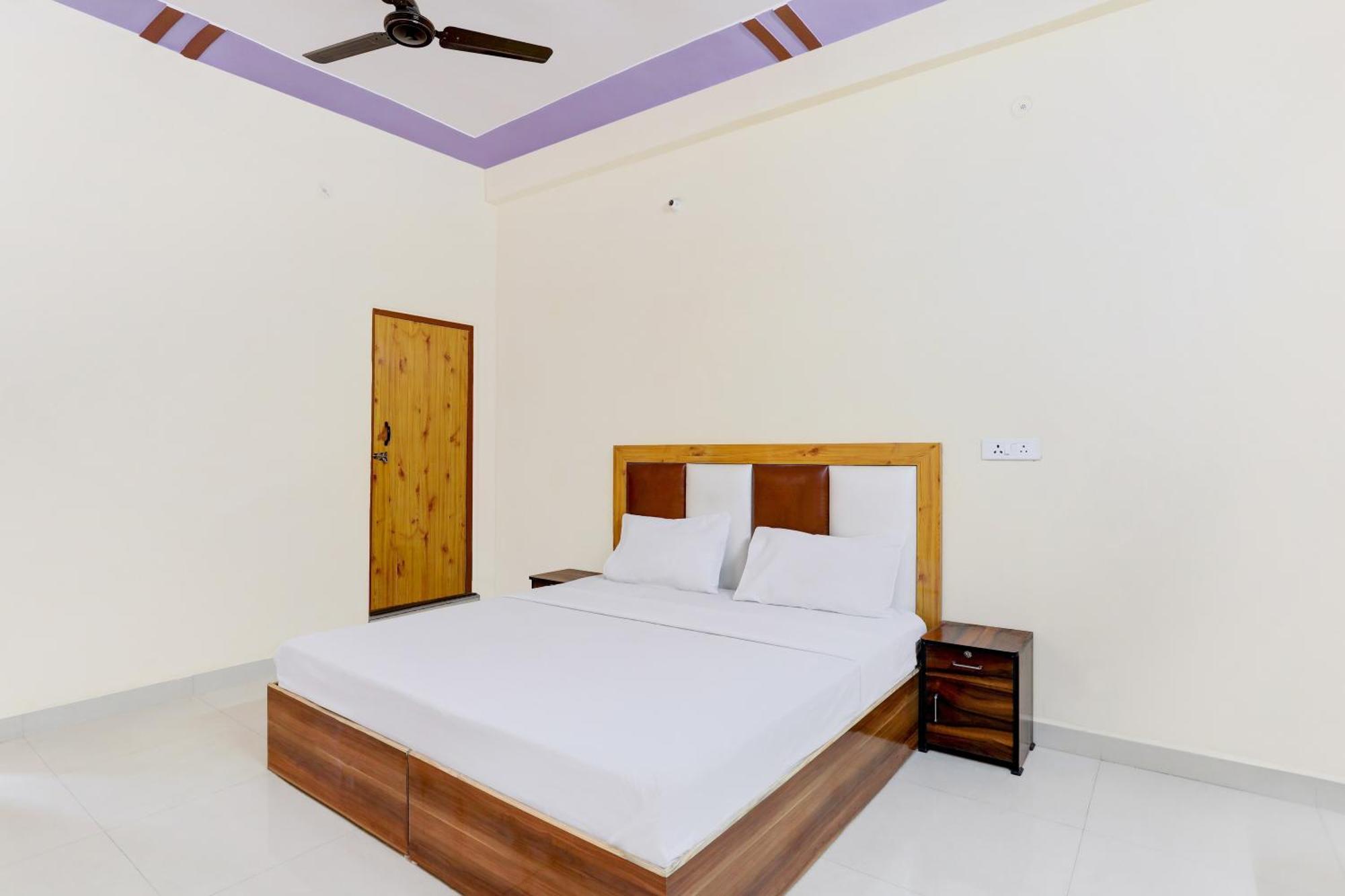 Hotel O Blu Moon Ghaziabad Exterior photo